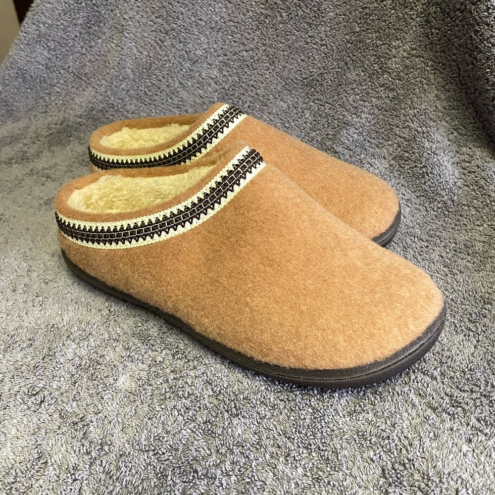 Clark’s Women Wool Shoes
